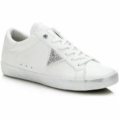 Remise 👏 Guess Baskets Femme Vega Blanc (rft) Baskets mode Couleur Blanc 🛒