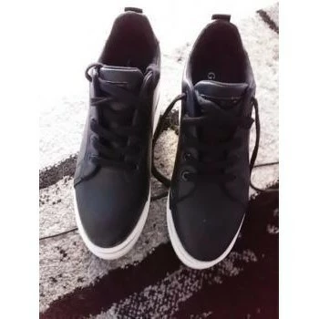 Tout neuf 💯 Guess BASKETS FEMMES Baskets mode Couleur Noir ✨ 3 Tout neuf 💯 Guess BASKETS FEMMES Baskets mode Couleur Noir ✨