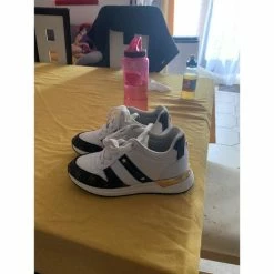 Le moins cher 🔥 Guess Basket guess Baskets mode Couleur Autres 👍