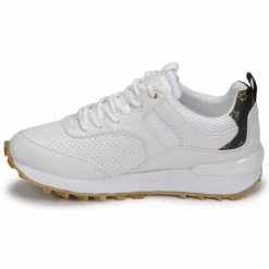 De gros 👍 Guess SELVIE Baskets mode Couleur Blanc 🎁 11 De gros 👍 Guess SELVIE Baskets mode Couleur Blanc 🎁 -Guess Soldes Boutique 21160519 500 D