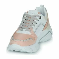 Meilleure vente 🌟 Guess MAGS Baskets mode Couleur Blanc / Rose 🛒 -Guess Soldes Boutique 21160523 500 C