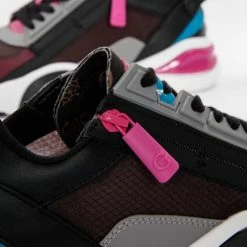 Budget ❤️ Guess Scarpe 👟 sneaker Baskets mode Couleur Noir 🥰 -Guess Soldes Boutique 21219023 500 D