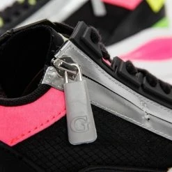 Vente flash ❤️ Guess Scarpe 👟 sneaker Baskets mode Couleur Noir 😀 -Guess Soldes Boutique 21219024 500 D