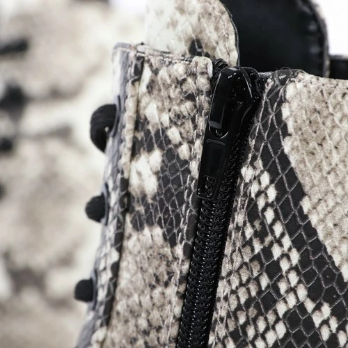 Remise ✔️ Guess Anfibio smala imprimé croco Bottines / 🥾 Boots Couleur Blanc ✨ 7 Remise ✔️ Guess Anfibio smala imprimé croco Bottines / 🥾 Boots Couleur Blanc ✨ – Image 5