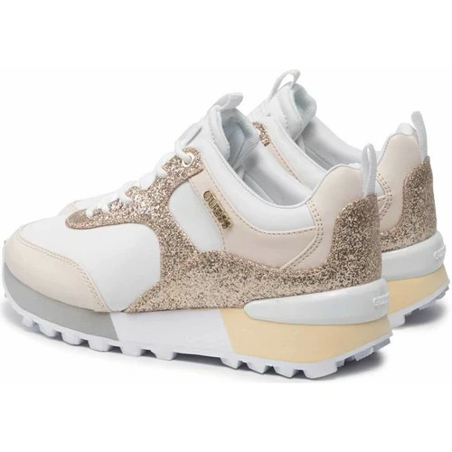 Le moins cher 💯 Guess FL5SV2 FAM12 Baskets mode Couleur Blanc ⭐ 5 Le moins cher 💯 Guess FL5SV2 FAM12 Baskets mode Couleur Blanc ⭐ – Image 3