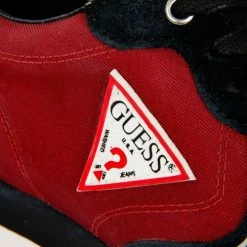 Tout neuf 😉 Guess Style sali brossé Baskets mode Couleur Bordeaux ✔️ -Guess Soldes Boutique 22456590 500 E