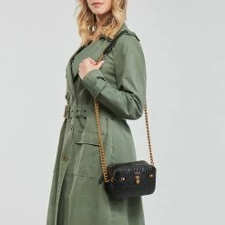 Promo 🧨 Guess NOELLE CROSSBODY CAMERA Besaces / Sacs bandoulière Couleur Noir 🔔 13 Promo 🧨 Guess NOELLE CROSSBODY CAMERA Besaces / Sacs bandoulière Couleur Noir 🔔 -Guess Soldes Boutique 22579456 500 H