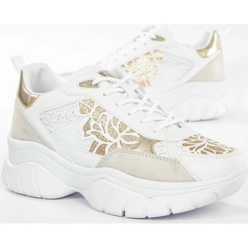 Bon marché ⭐ Guess Chunky gold floral Baskets mode Couleur Blanc 💯 5 Bon marché ⭐ Guess Chunky gold floral Baskets mode Couleur Blanc 💯 – Image 3