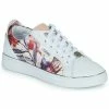 Top 10 🔥 Guess YELIZ Baskets mode Couleur Blanc 👍 -Guess Soldes Boutique 23068589 500 A
