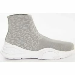 Les meilleures critiques de 😉 Guess Baylora Baskets mode Couleur Argent 🎉