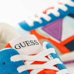 Sortie 🧨 Guess Treviso Baskets mode Couleur Multicolore 🛒 -Guess Soldes Boutique 23280592 500 E