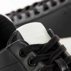 Meilleure affaire 🧨 Guess Style retro logo Baskets mode Couleur Noir ⌛ 11 Meilleure affaire 🧨 Guess Style retro logo Baskets mode Couleur Noir ⌛ -Guess Soldes Boutique 23280593 500 D