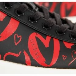 Les meilleures critiques de 🔥 Guess heart logo Baskets mode Couleur Noir 🤩 -Guess Soldes Boutique 23373557 500 F