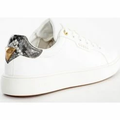 Le moins cher 🥰 Guess Classic gold triangle Baskets mode Couleur Blanc 😀 13 Le moins cher 🥰 Guess Classic gold triangle Baskets mode Couleur Blanc 😀 -Guess Soldes Boutique 23555661 500 F