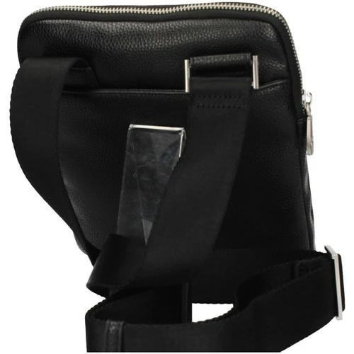 Meilleur prix 😍 Guess HMRIVI P2426 Besaces / Sacs bandoulière Couleur Noir 🌟 6 Meilleur prix 😍 Guess HMRIVI P2426 Besaces / Sacs bandoulière Couleur Noir 🌟 – Image 4