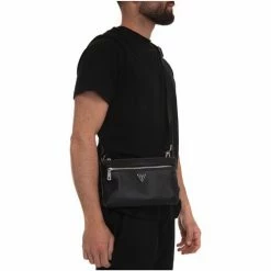 Promo 😉 Guess HMCERT P2276 Besaces / Sacs bandoulière Couleur Noir 🤩 -Guess Soldes Boutique 23979698 500 E