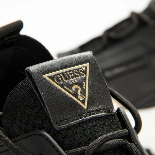 Le moins cher 🥰 Guess Logo triangle gold Baskets mode Couleur Noir 🎁 6 Le moins cher 🥰 Guess Logo triangle gold Baskets mode Couleur Noir 🎁 – Image 4