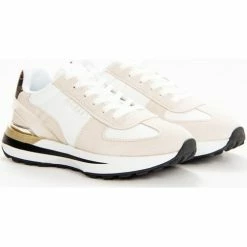 De gros 🌟 Guess Original 👟 sneaker Baskets mode Couleur Blanc 💯 -Guess Soldes Boutique 24008218 500 C